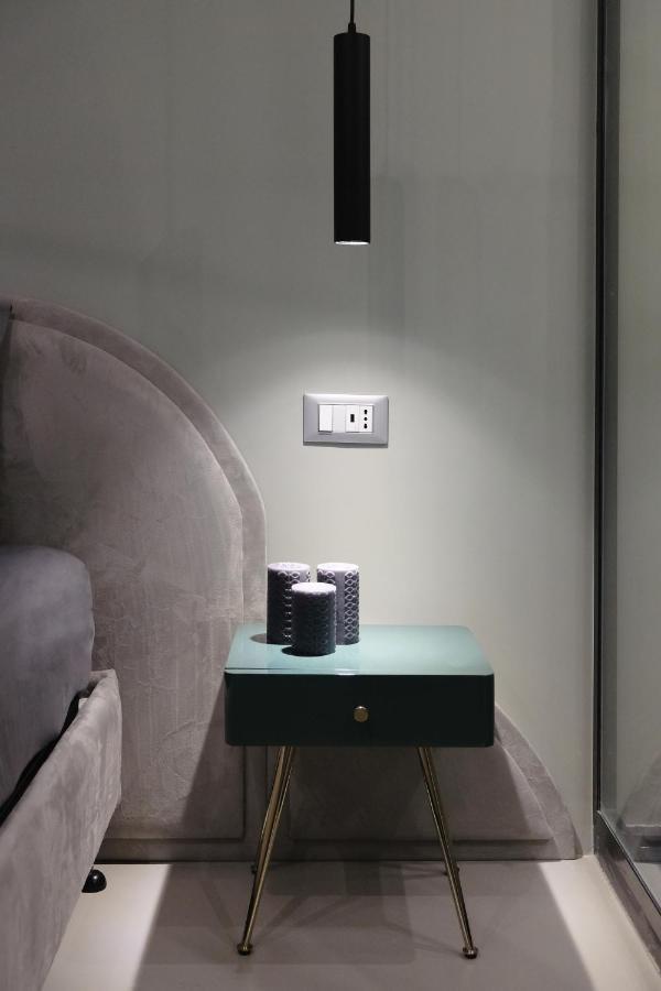 Luciani 33 Luxury Rooms Salerno Exterior photo